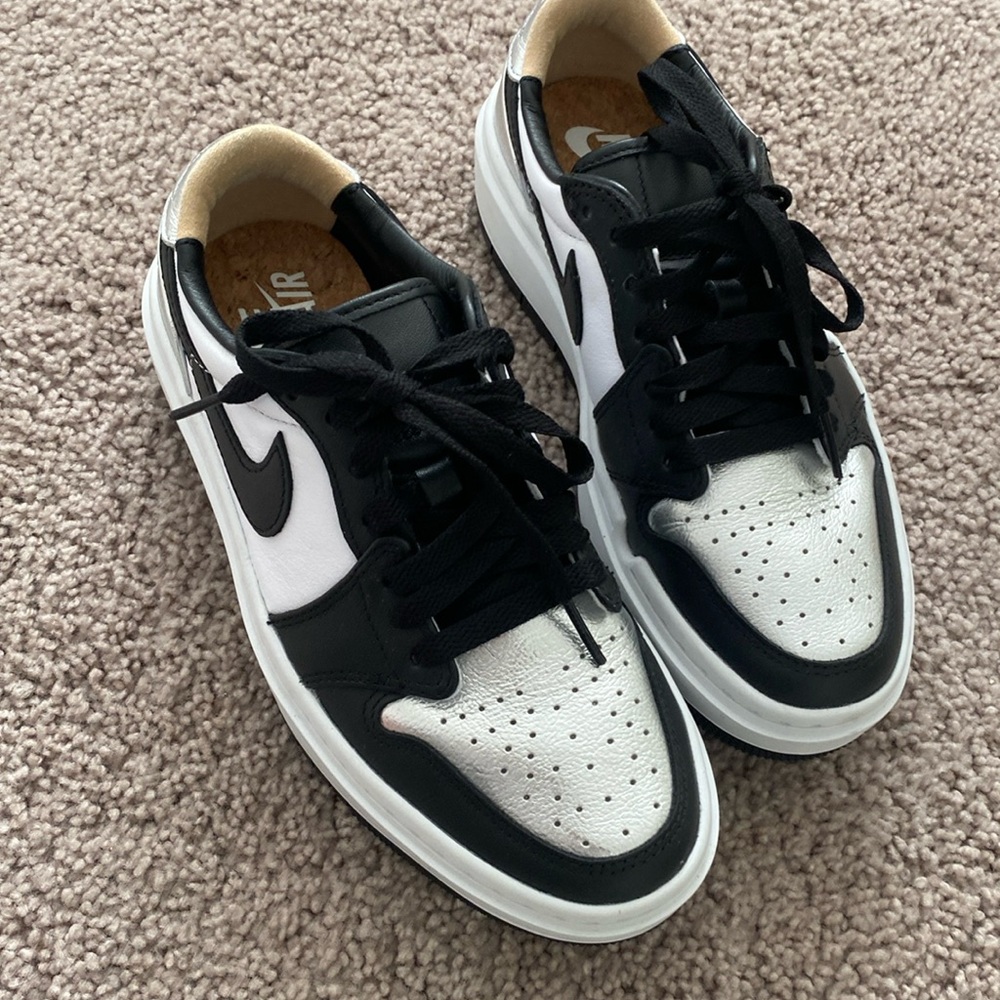 Nike jordan 1 elevate silver black